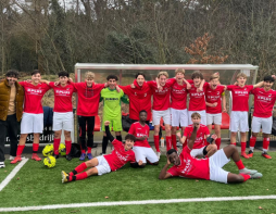 JO17 naar halve finale bekerwedstrijden!